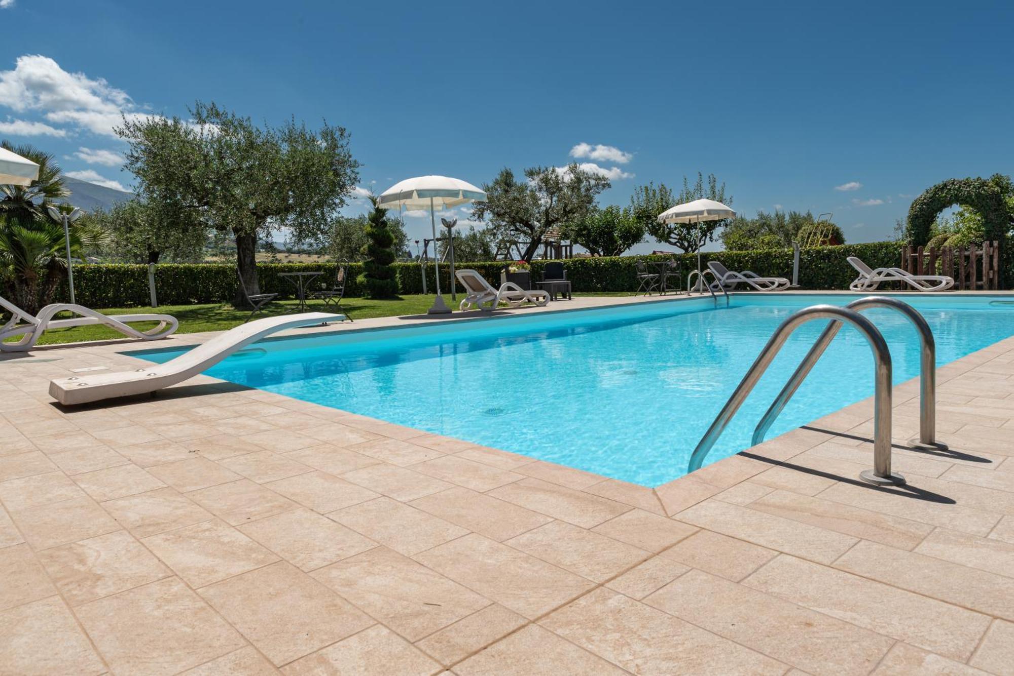 Agriturismo Il Girasole Asís Exterior foto