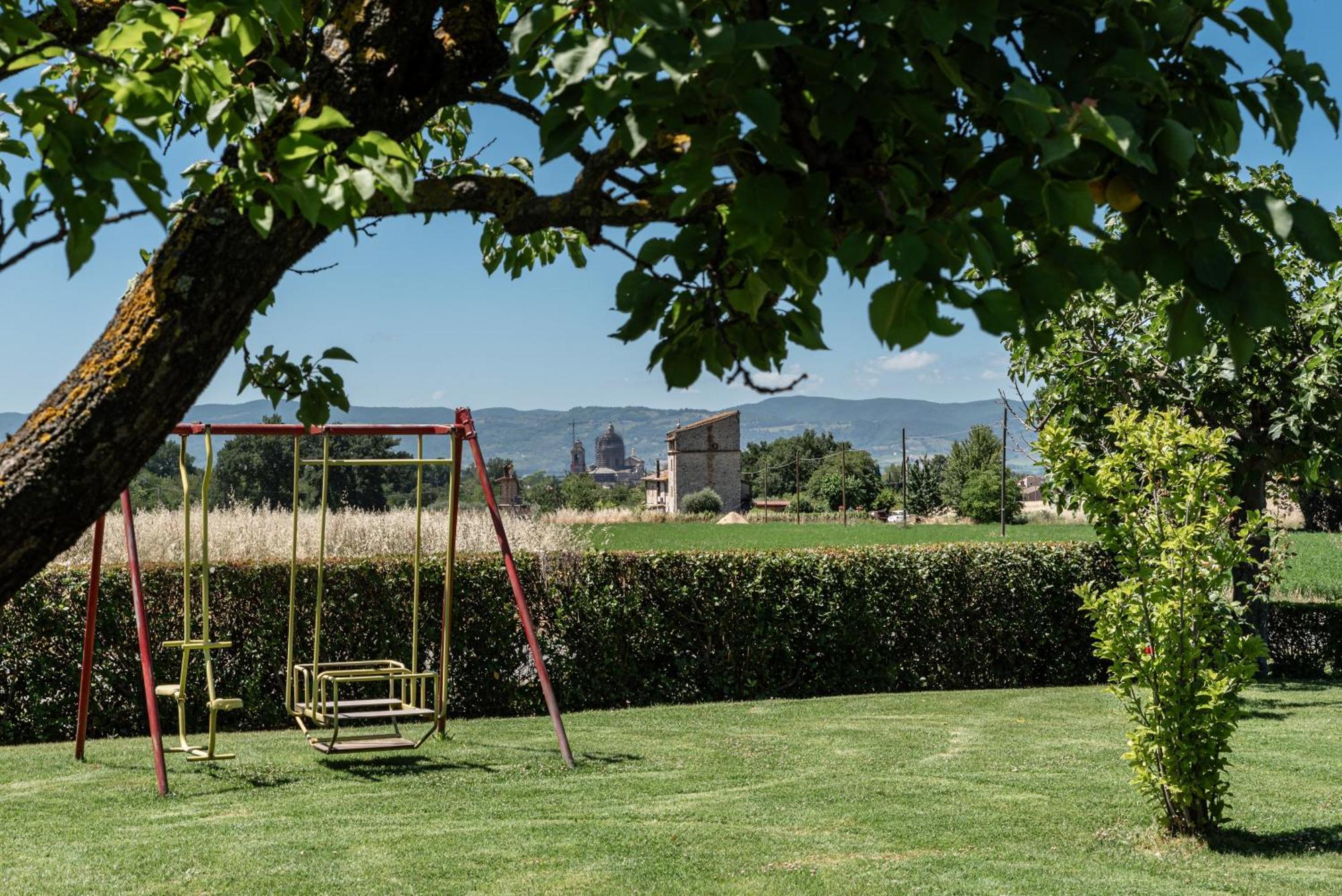 Agriturismo Il Girasole Asís Exterior foto