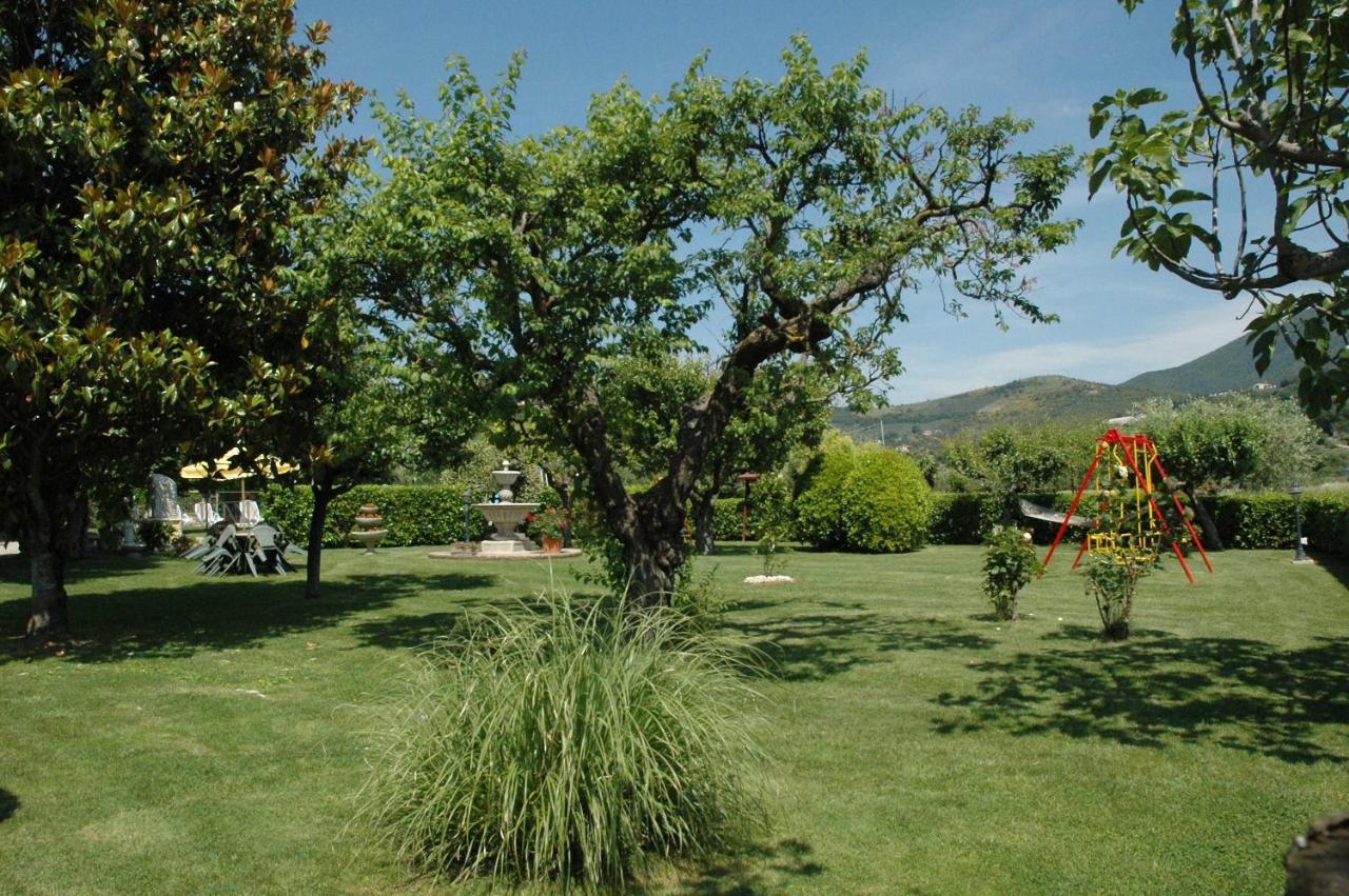 Agriturismo Il Girasole Asís Exterior foto