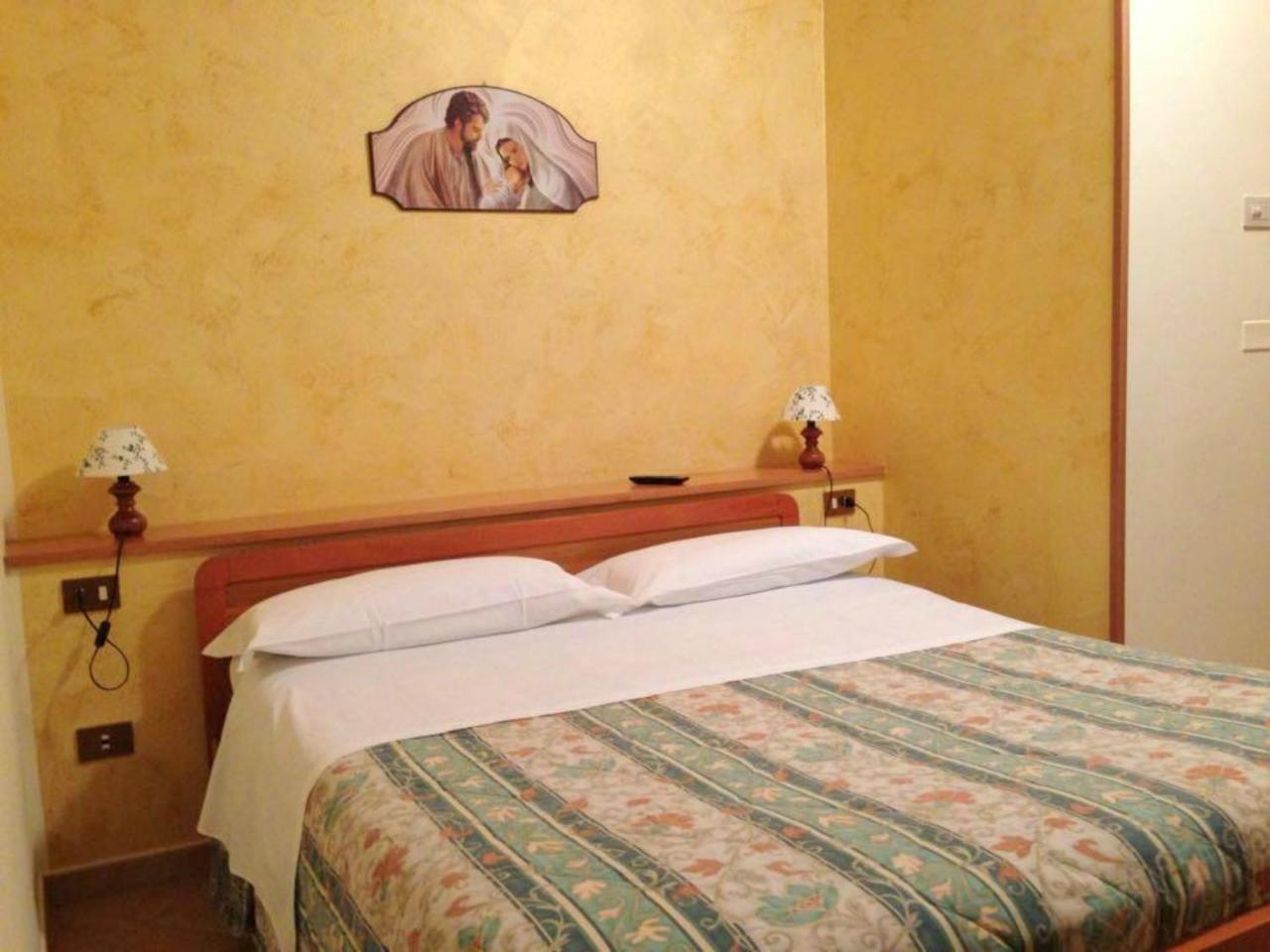Agriturismo Il Girasole Asís Exterior foto