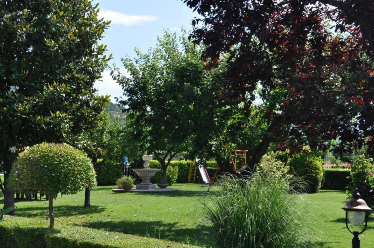 Agriturismo Il Girasole Asís Exterior foto